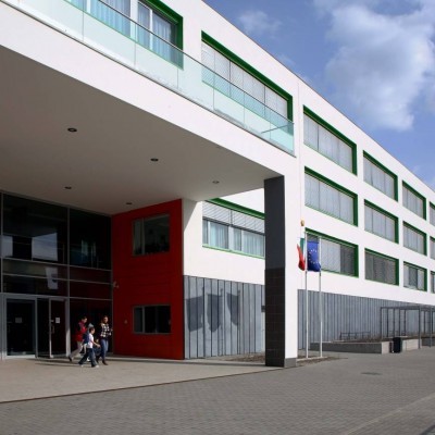 Schulemit 24 Klassenzimmer, Budaörs